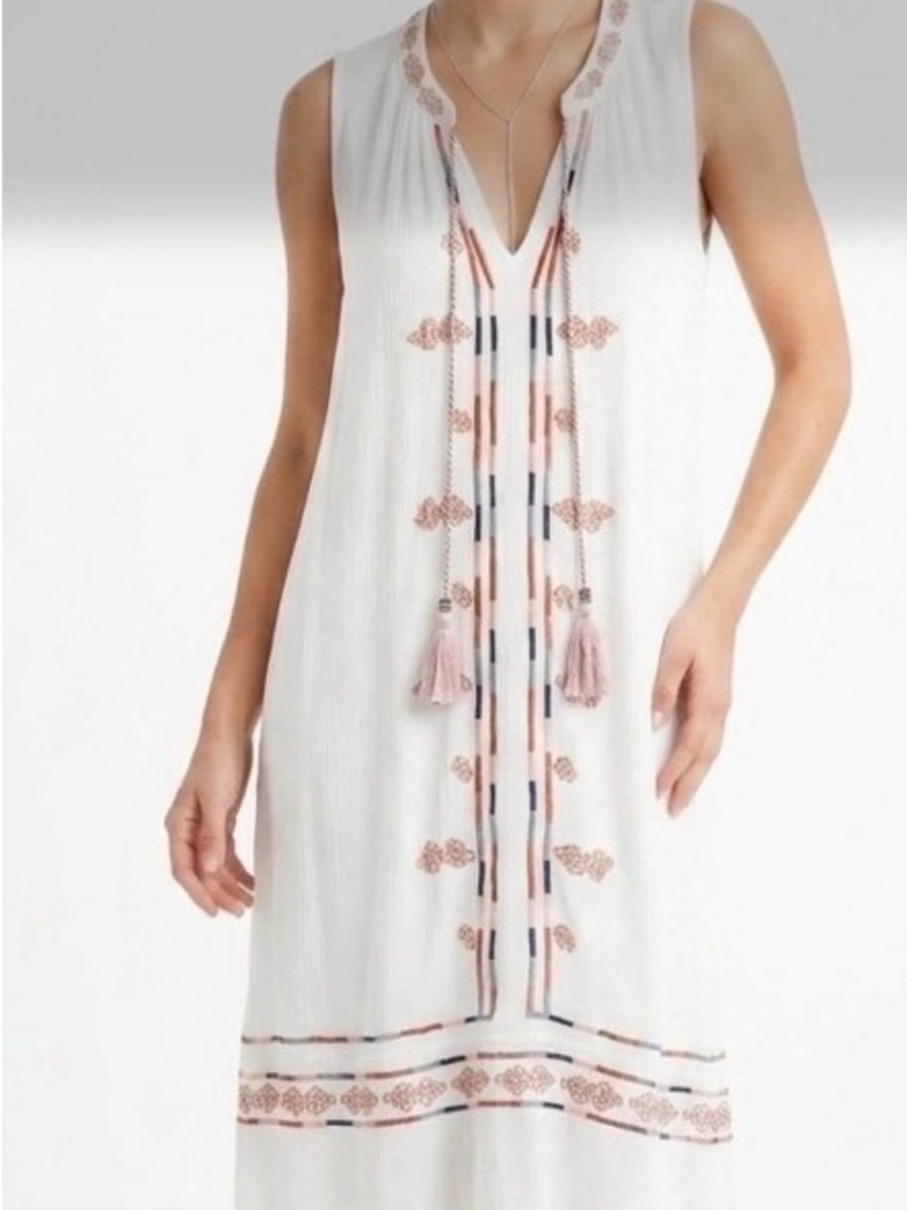 Knox Rose White Sleeveless Embroidered Dress with Tassels